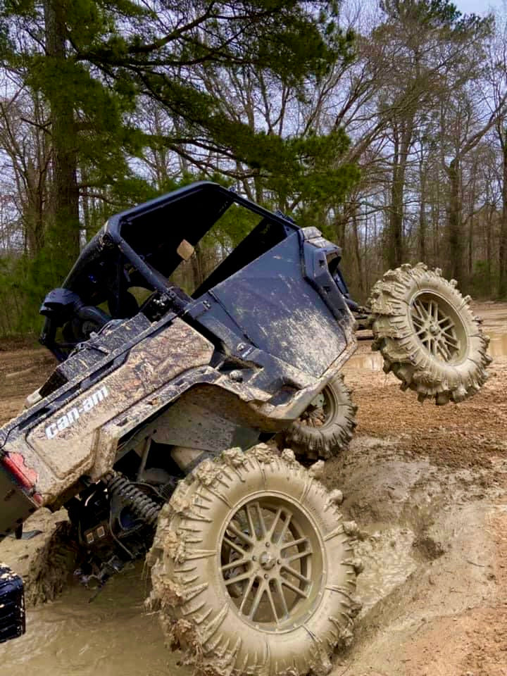 Can-Am Defender Forward A-Arms (62" models)