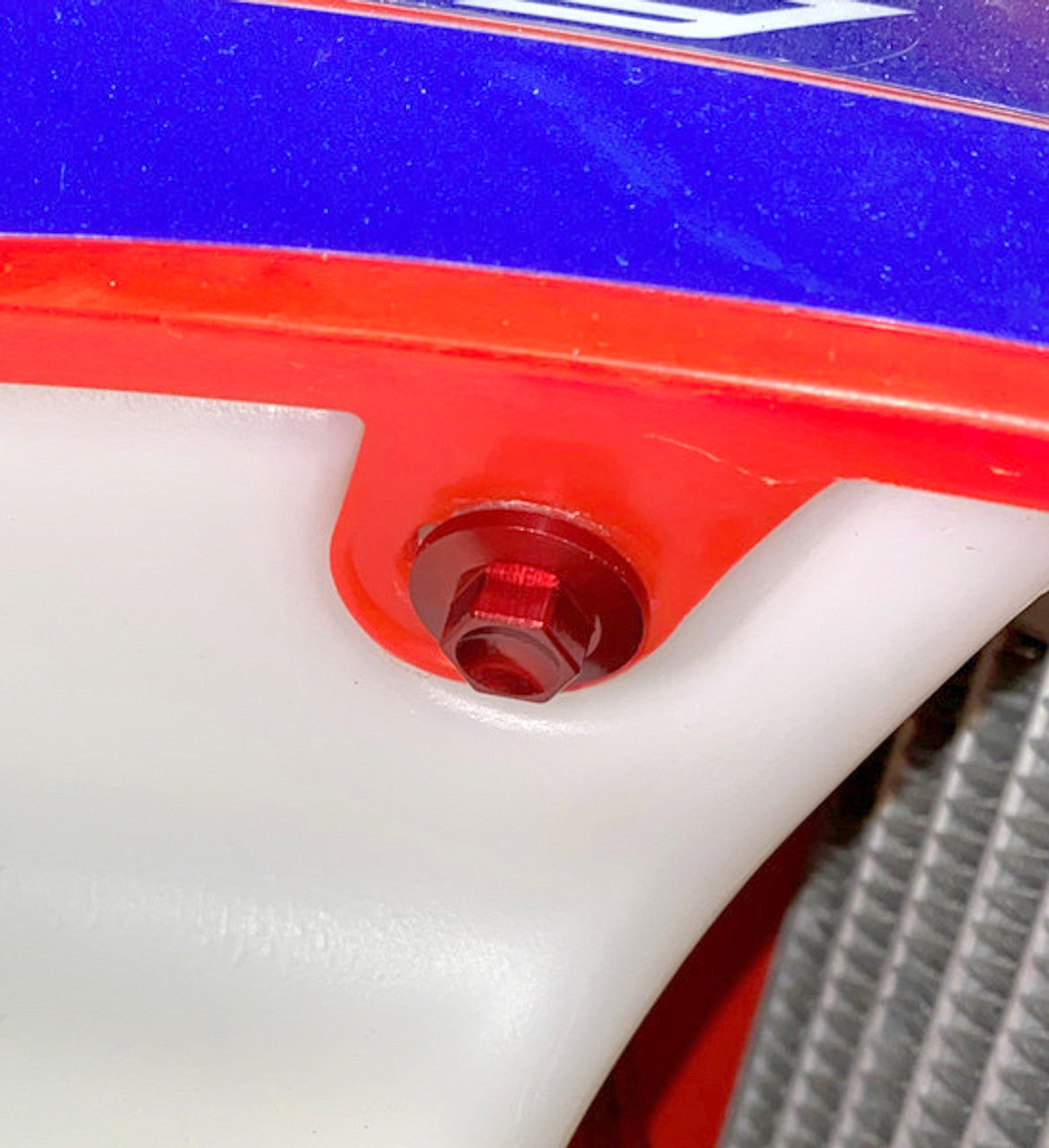 Beta - Frame & Plastic Bolt Kit, Red, 2020+ RX/RR/RR-S