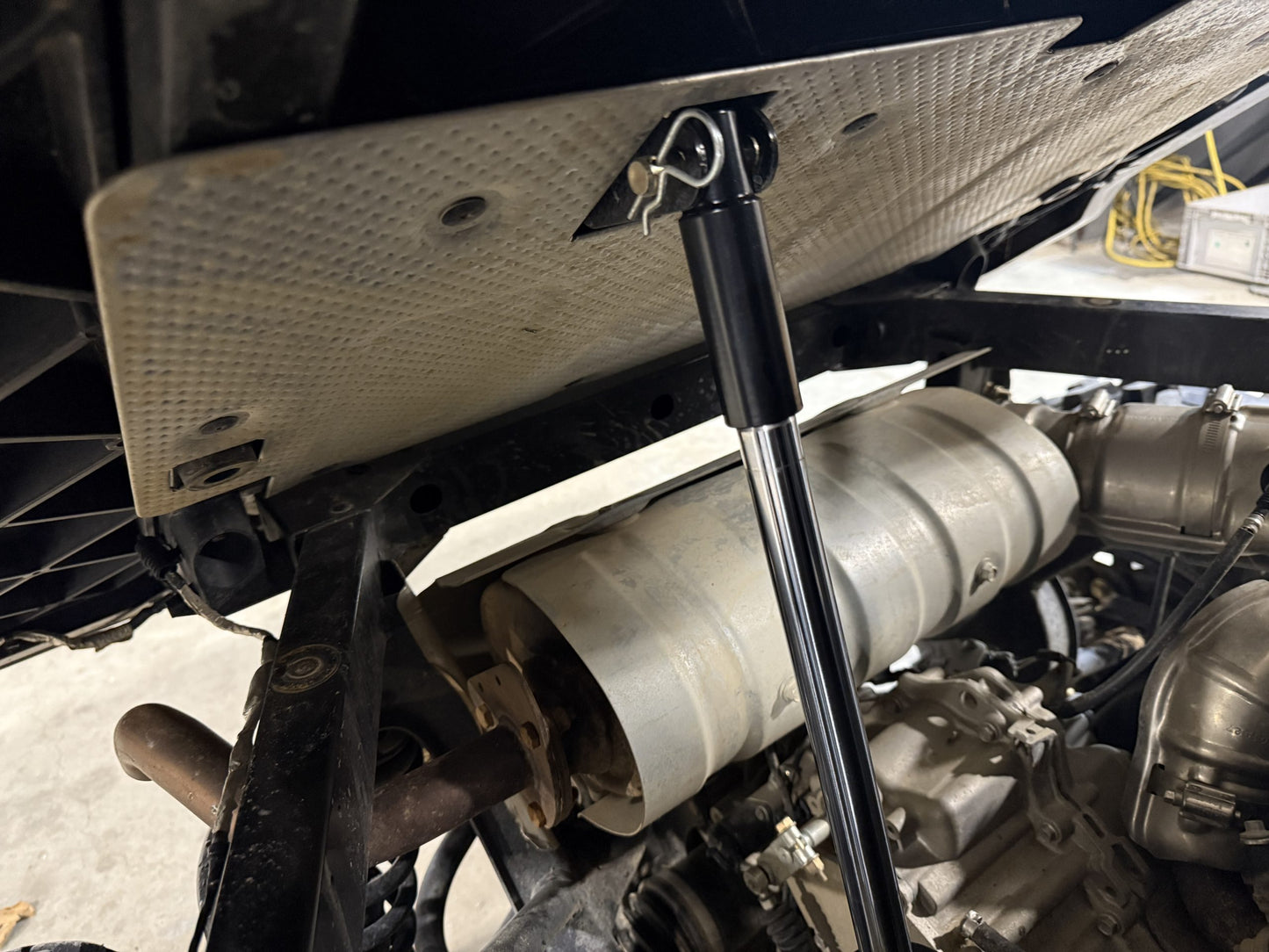 RAD - Can Am Defender Power Hydraulic Dump Bed