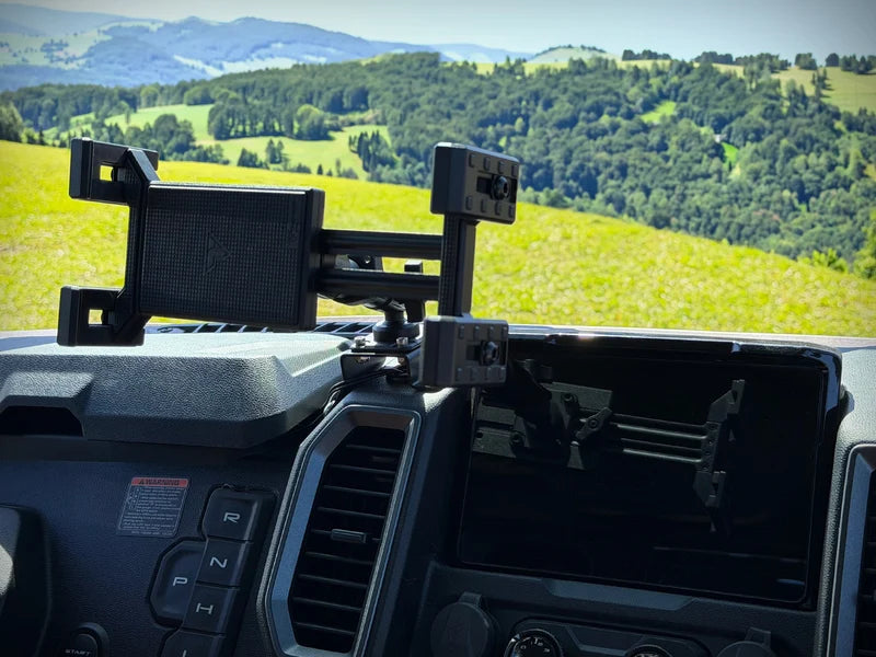 Thumper Fab - CFMOTO UForce U10 PRO Tablet Mount
