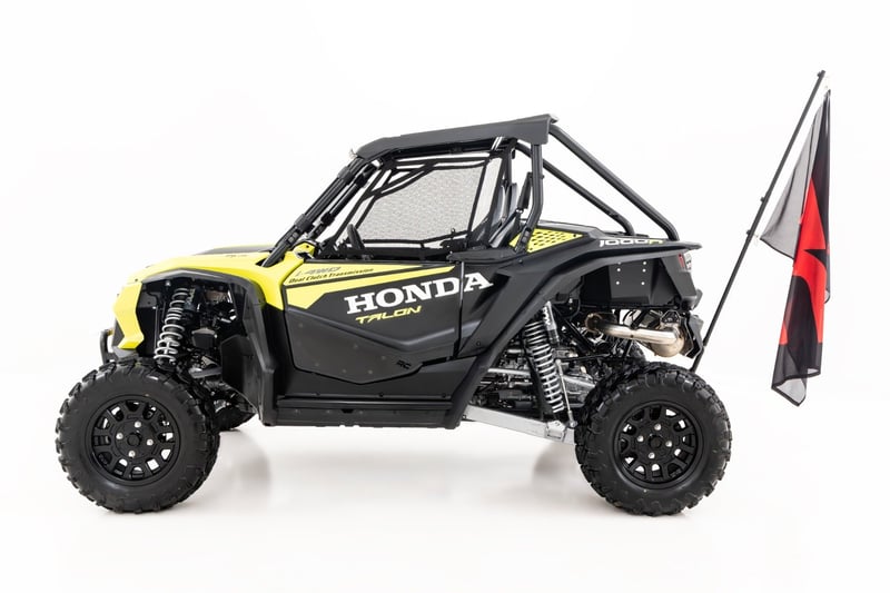 Rough Country - Flag Pole Holder - Single | 2 & 2.5" Inch Hitch | w/ Flag Pole