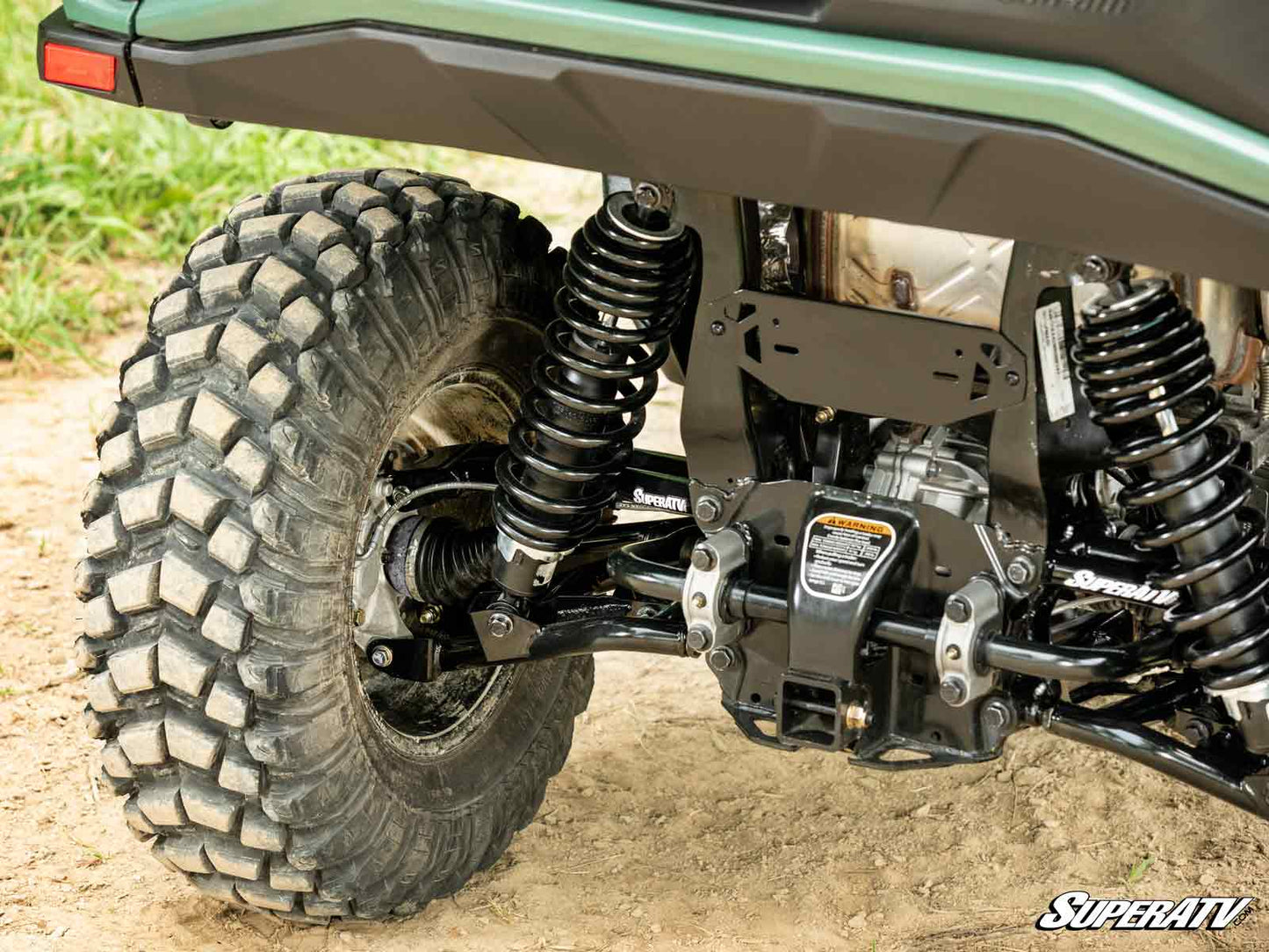 CAN-AM COMMANDER HIGH CLEARANCE 1.5" REAR OFFSET A-ARMS