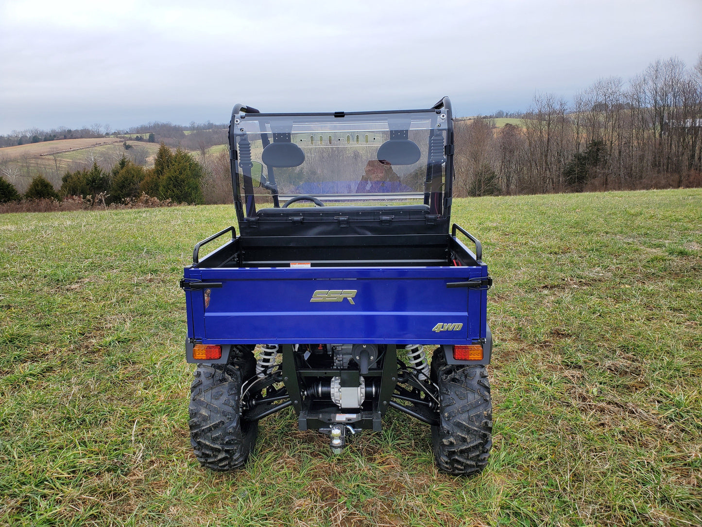 Bison 400U/200U 200P - 1 Pc Lexan Back Panel w/Vent, Clamp and Lower Panel Options - 3 Star UTV