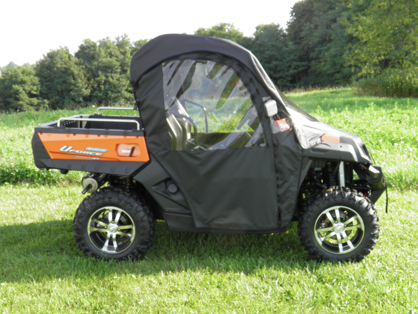 CFMoto UForce 500/800 - Full Cab Enclosure with Vinyl Windshield (Full Doors) - 3 Star UTV